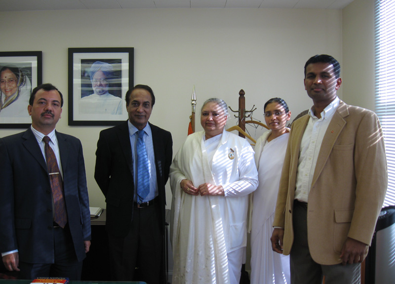 San Francisco: Brahmakumaris Meet Hon. Consul General of India Mr. N. Parthsarthy