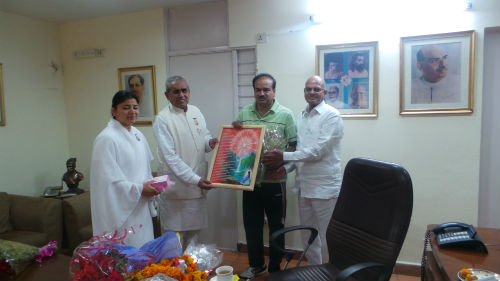 Brahma Kumaris Felicitating newly appointed Minister for Chemicals and Fertilizers - Shri Ananth Kumar ji
