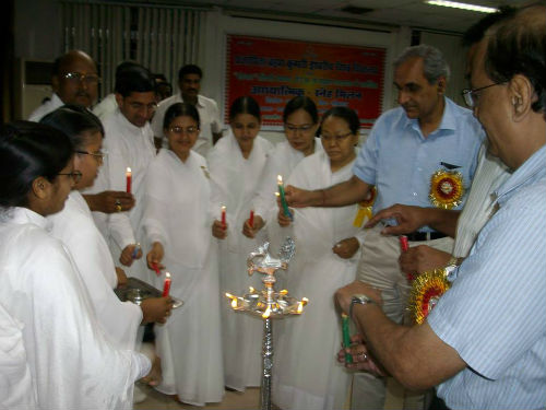 "Spiritual Get Together & Stress Management" held in Diesel Rail Engine Factory, Varanasi