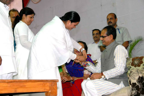 Chief Minister of Madhya Pradesh Shri Shivraj Singh Chouhan being tied Rakhi by BK Sisters, Bhopal